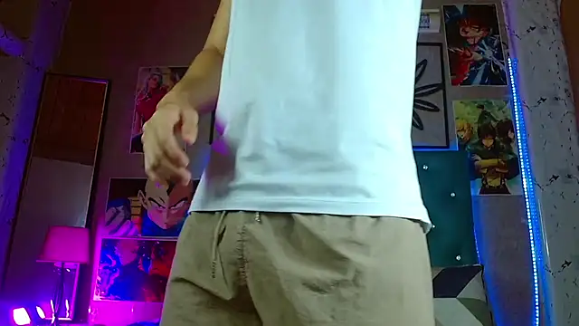 LiamAndrewzz online show from April 29, 3:43 am