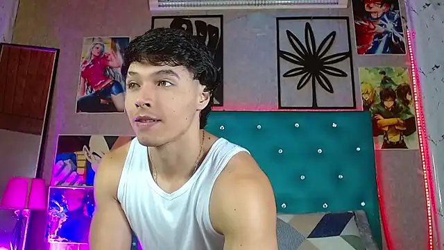 LiamAndrewzz online show from June 7, 7:23 am