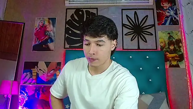 LiamAndrewzz online show from June 10, 4:56 am