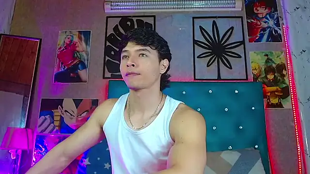Snapshot of LiamAndrewzz chatting on July 20, 3:43 am LiamAndrewzz online show from July 20, 3:43 am
