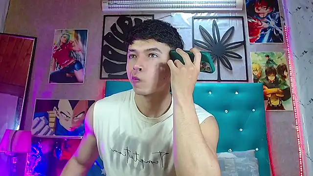 Snapshot of LiamAndrewzz chatting on July 27, 8:49 pm LiamAndrewzz online show from July 27, 8:49 pm