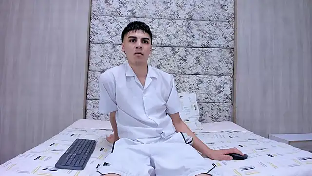 frank jhonsson online show from February 13, 6:59 pm