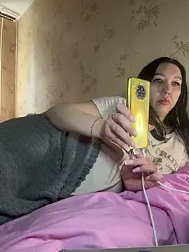 Naughtbaby 2025 online show from May 2, 1:16 pm