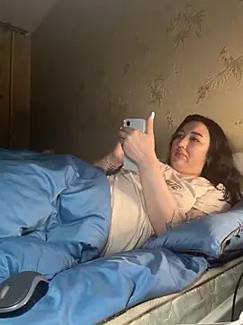 Snapshot of Naughtbaby_2025 chatting on June 8, 1:28 am Naughtbaby 2025 online show from June 8, 1:28 am