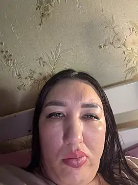 Snapshot of Naughtbaby_2025 chatting on July 2, 2:00 am Naughtbaby 2025 online show from July 2, 2:00 am