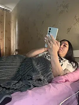 Snapshot of Naughtbaby_2025 chatting on July 9, 1:26 pm Naughtbaby 2025 online show from July 9, 1:26 pm