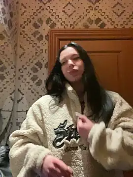 AlishaPrettyBlade online show from March 6, 9:36 am