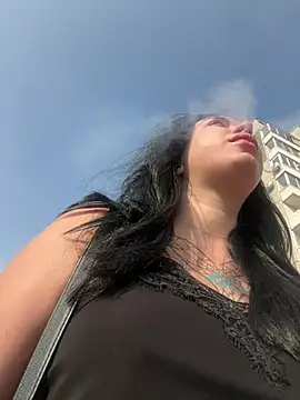 AlishaPrettyBlade online show from August 5, 1:52 am