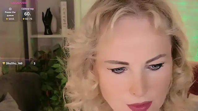 Snapshot of Sandra_Kind chatting on July 16, 5:35 am Sandra Kind online show from July 16, 5:35 am
