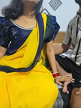 Snapshot of RealcoupleP chatting on April 30, 4:57 pm RealcoupleP online show from April 30, 4:57 pm