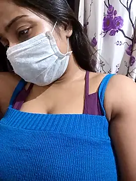 COZY ROZI online show from October 23, 5:33 pm