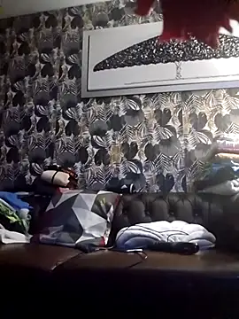 Snapshot of Louna45dv chatting on September 15, 8:42 pm Louna45dv online show from September 15, 8:42 pm