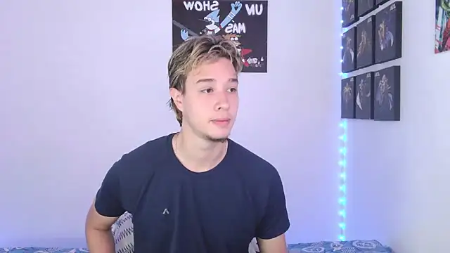 Snapshot of jack_walker190 chatting on October 6, 6:16 pm jack walker190 online show from October 6, 6:16 pm