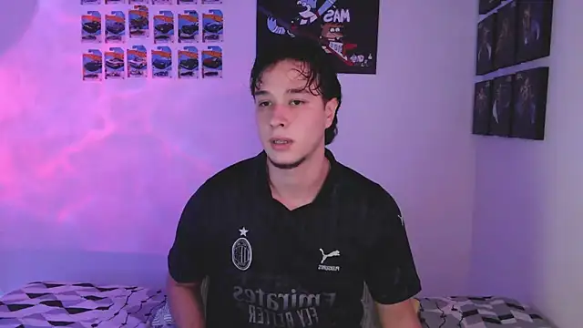 Snapshot of jack_walker190 chatting on July 20, 4:49 am jack walker190 online show from July 20, 4:49 am