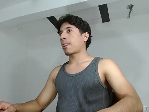 Snapshot of AngelHil chatting on September 21, 3:30 am AngelHil online show from September 21, 3:30 am