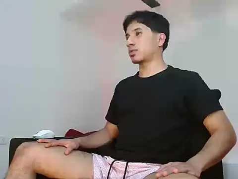 Snapshot of AngelHil chatting on October 27, 4:16 am AngelHil online show from October 27, 4:16 am