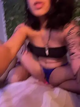 Alice surprise online show from March 11, 2:17 am