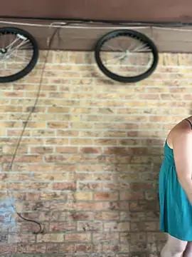 HTXBELLE online show from June 8, 8:31 pm