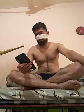 Snapshot of pk4867 chatting on January 7, 5:32 am pk4867 online show from January 7, 5:32 am