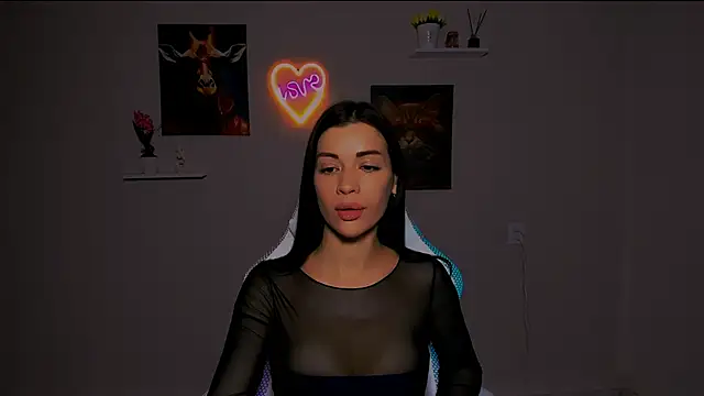 Snapshot of KetiWils chatting on March 3, 6:59 am KetiWils online show from March 3, 6:59 am