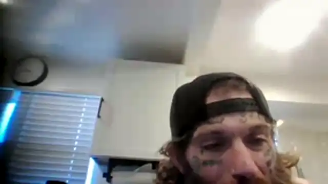 AmerikanDadd317 online show from March 28, 1:22 pm