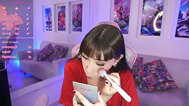 Snapshot of SaharaKramer chatting on March 14, 1:37 am SaharaKramer online show from March 14, 1:37 am