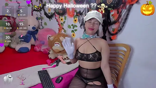 Snapshot of Rihana_Milan chatting on November 1, 12:01 am Rihana Milan online show from November 1, 12:01 am