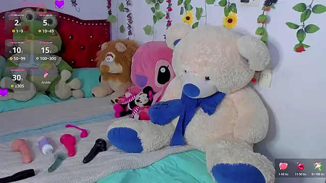 Snapshot of Rihana_Milan chatting on November 15, 6:59 pm Rihana Milan online show from November 15, 6:59 pm