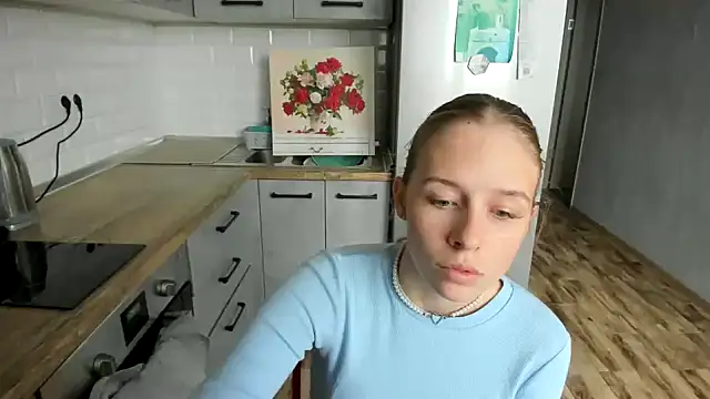AnnNorriss online show from October 14, 1:12 pm