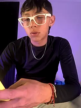 Andres Sebas online show from February 28, 5:15 pm