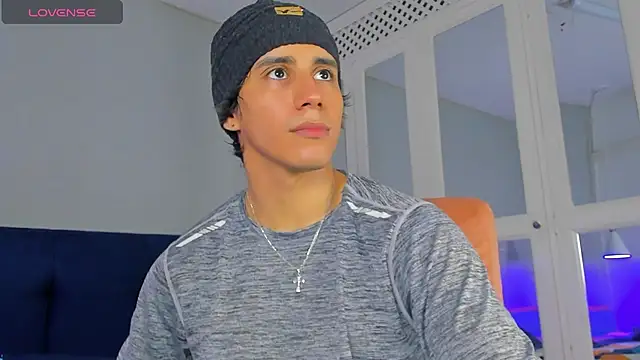 Allex Cano online show from September 24, 9:40 pm