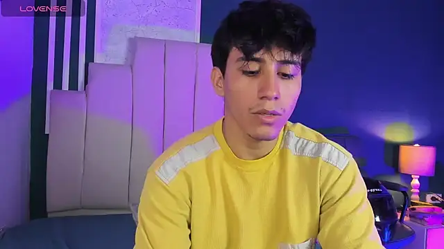 Allex Cano online show from November 17, 11:16 am