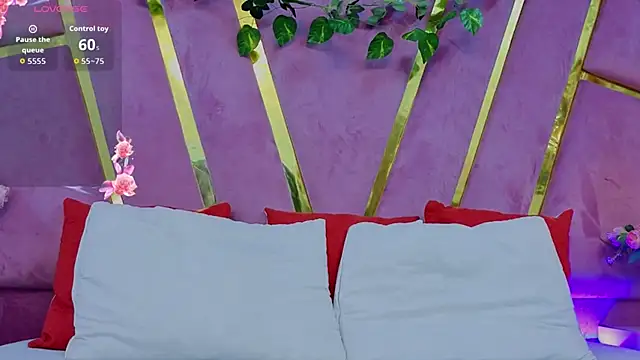 EmmyCortez online show from December 4, 11:52 am