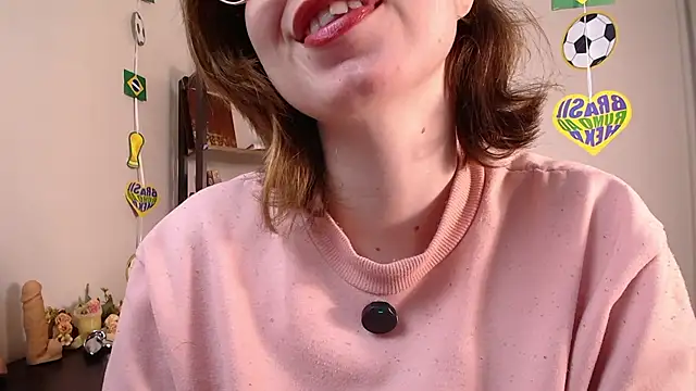 Snapshot of Elise_Nyx chatting on June 12, 11:42 am Elise Nyx online show from June 12, 11:42 am