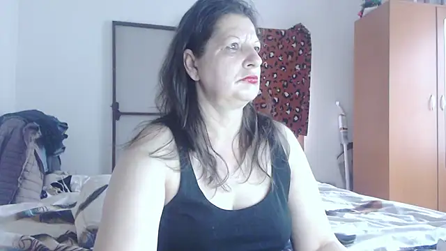 ExtasyMature online show from April 29, 5:22 am