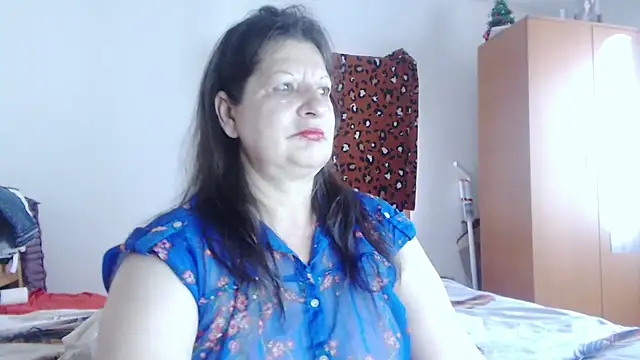 ExtasyMature online show from June 6, 5:23 am