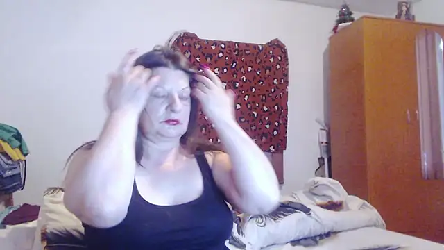 ExtasyMature online show from June 22, 5:32 pm