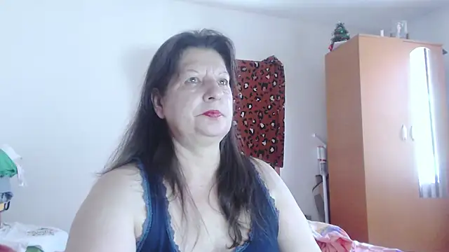 ExtasyMature online show from July 10, 8:18 am