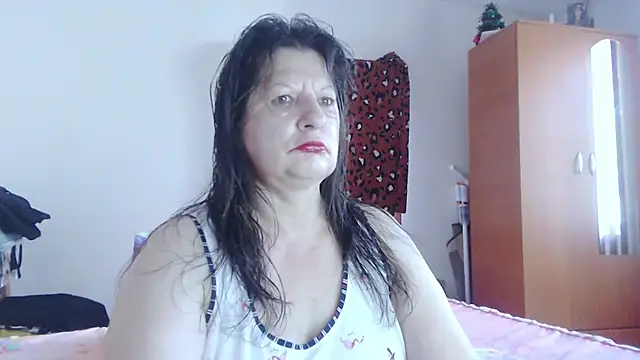 ExtasyMature online show from July 29, 6:11 am