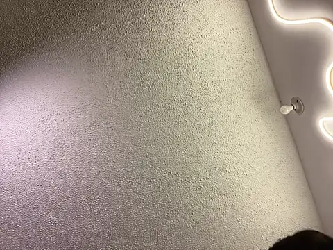 Snapshot of DesireLuxe chatting on February 22, 5:44 am DesireLuxe online show from February 22, 5:44 am