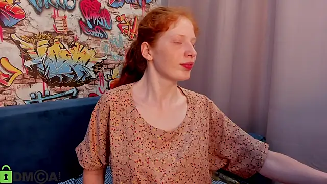 Sandra Wi1son online show from June 26, 1:32 am