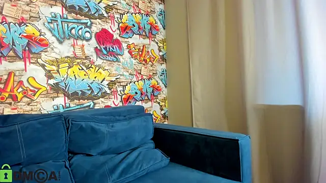 Sandra Wi1son online show from July 20, 1:31 am