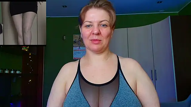 Snapshot of VeronikawGold chatting on June 11, 2:59 pm VeronikawGold online show from June 11, 2:59 pm