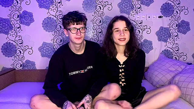 baby lesi online show from November 24, 7:02 pm