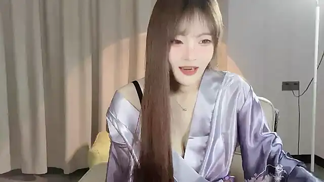 Snapshot of Annnnqi-77 chatting on March 18, 10:57 am Annnnqi-77 online show from March 18, 10:57 am