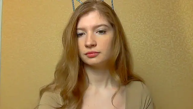 Snapshot of faiirylight chatting on March 5, 8:21 am faiirylight online show from March 5, 8:21 am