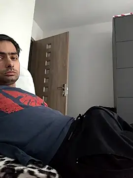 Snapshot of andreiiiii2025 chatting on January 6, 11:14 am andreiiiii2025 online show from January 6, 11:14 am