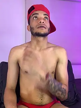 Snapshot of eross_chipre_ chatting on March 11, 4:10 am eross chipre online show from March 11, 4:10 am