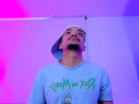 Snapshot of eross_chipre_ chatting on November 18, 10:25 pm eross chipre online show from November 18, 10:25 pm