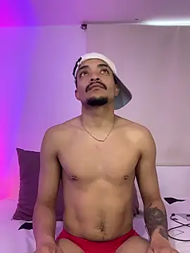 Snapshot of eross_chipre_ chatting on December 2, 7:42 pm eross chipre online show from December 2, 7:42 pm